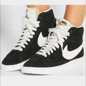 Nike Blazer Mid '77 High Tops